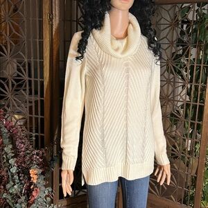 NWOT CALVIN KLEIN TURTLENECK SWEATER S